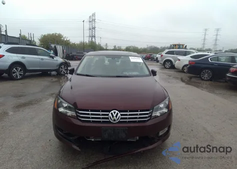 2012 Volkswagen Passat 2.0L Tdi Sel Premium z USA, uszkodzony, nr VIN 1VWCN7A35CC110462